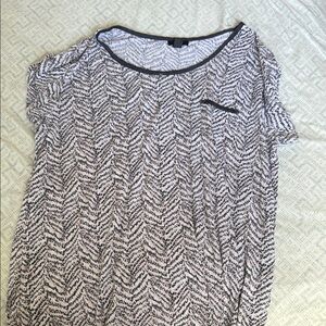 Elegant Black and White Women's Pajama Top